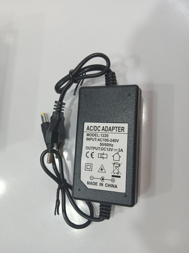 آداپتور ۱۲ولت ۲آمپر وارداتیpower adapterجهت تغذیه دوربین